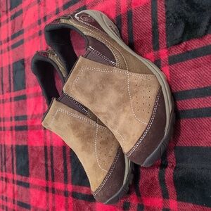 🤎💥⭐Women's Merrell Performance Tan & Brown leather Slip-On Loafers sz 9 🤎💥⭐